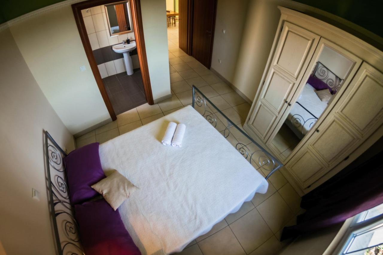 Captain's House Apartment Pakostane